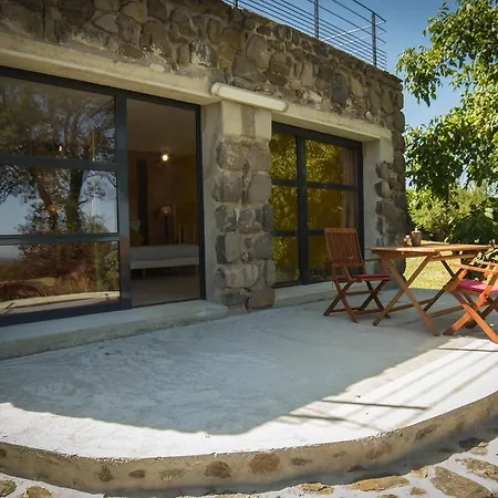 Bed & Breakfast La Mirande En Ardeche *