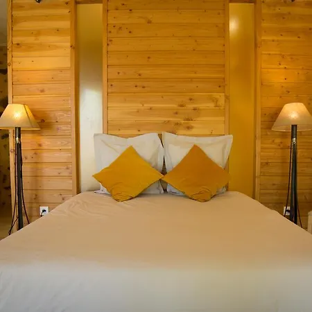 La Mirande En Ardeche Bed & Breakfast